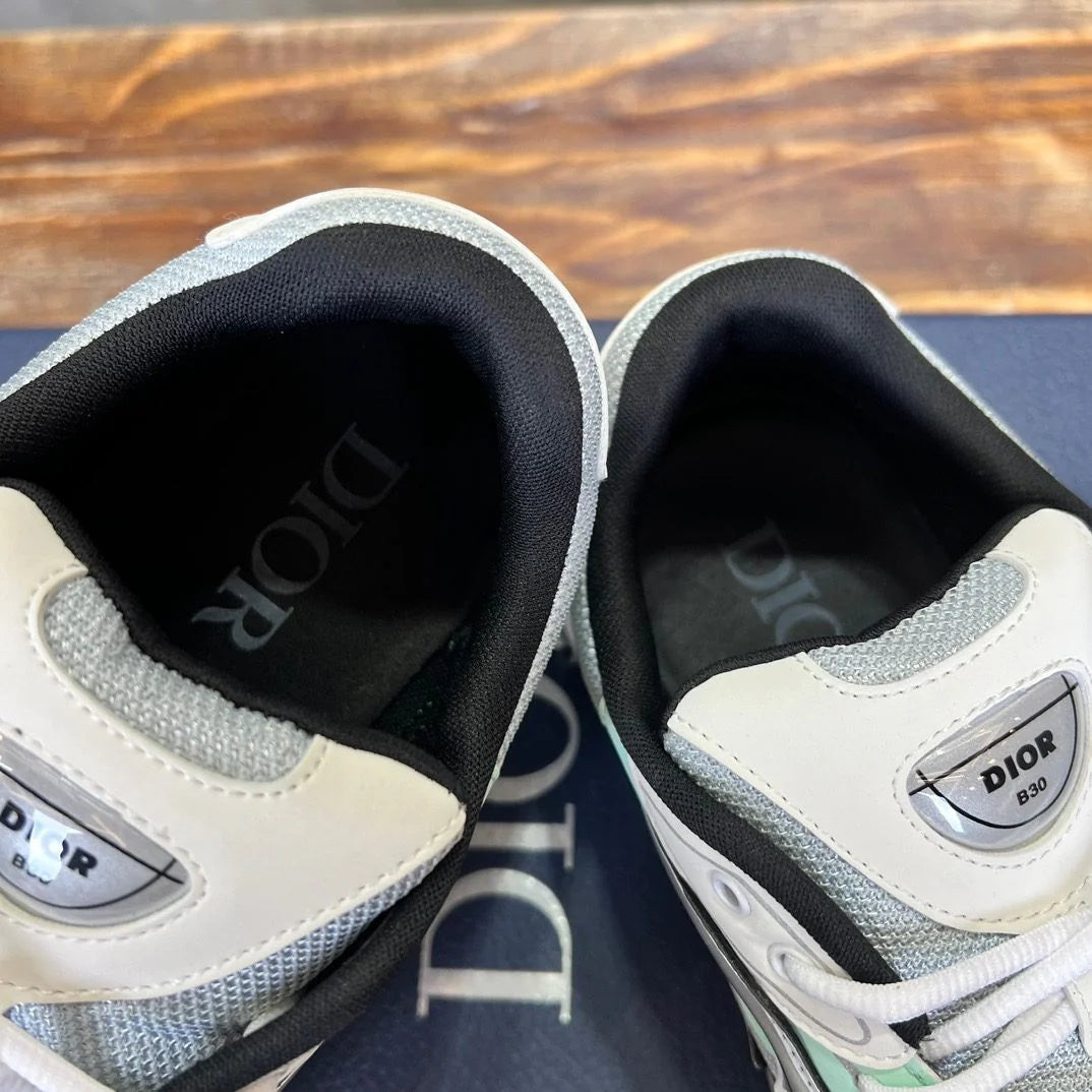 DIOR SNEAKER