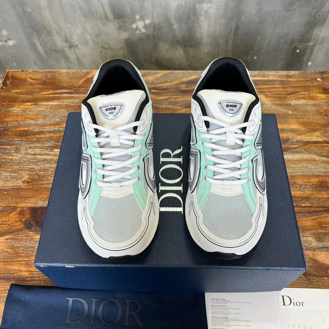 DIOR SNEAKER