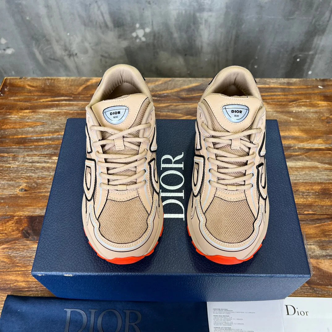 DIOR SNEAKER