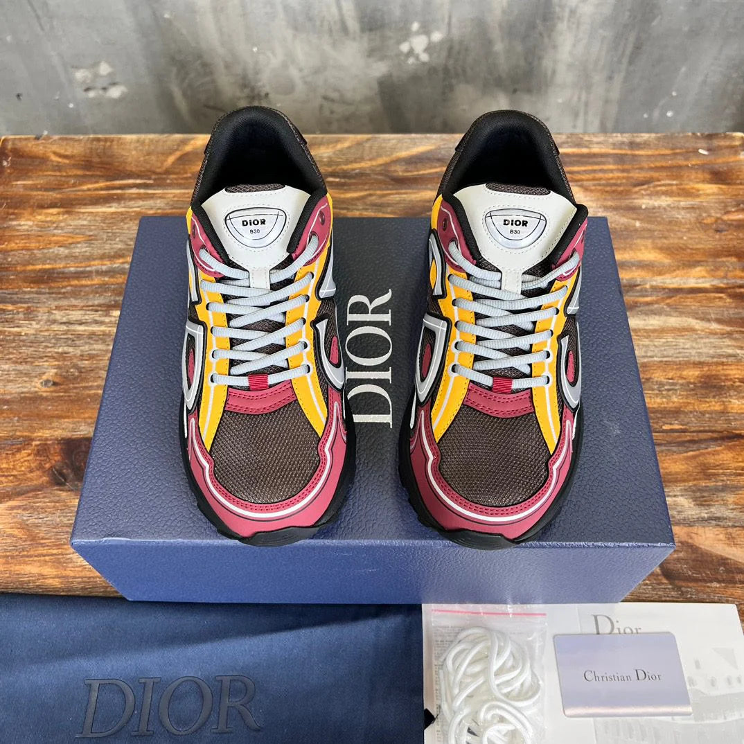 DIOR SNEAKER