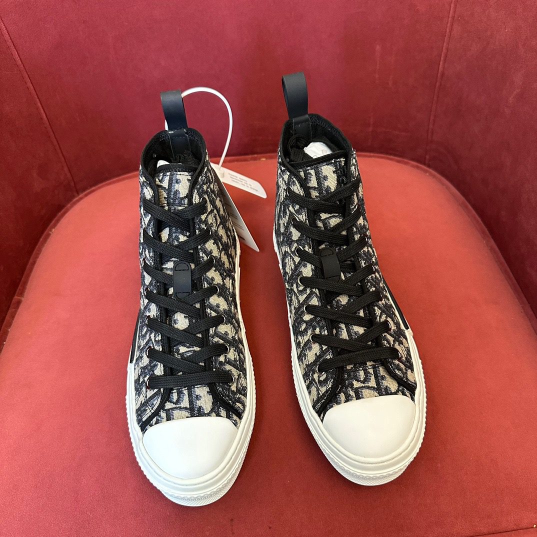 DIOR SNEAKER