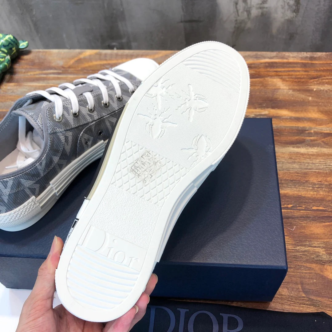 DIOR SNEAKER