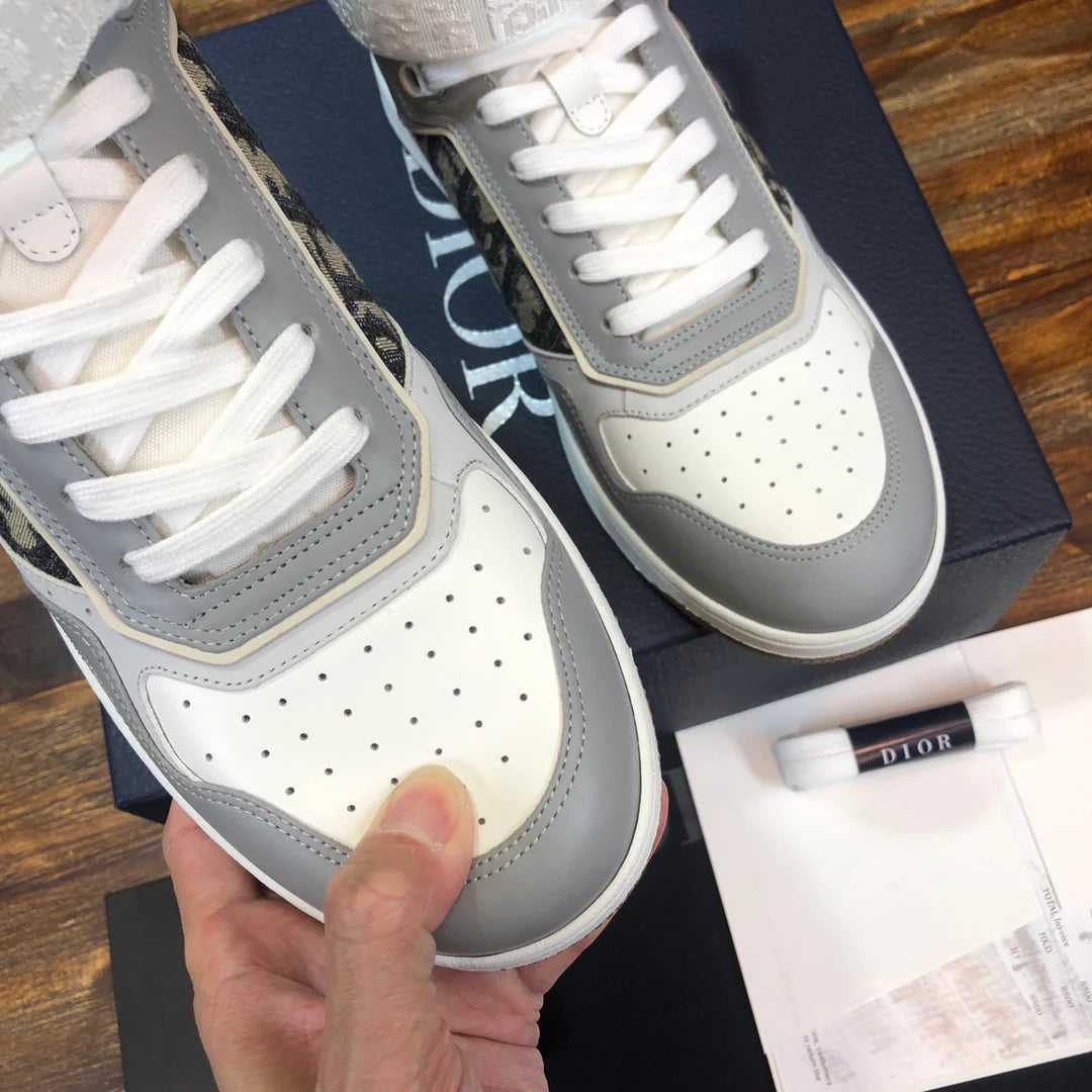 DIOR SNEAKER