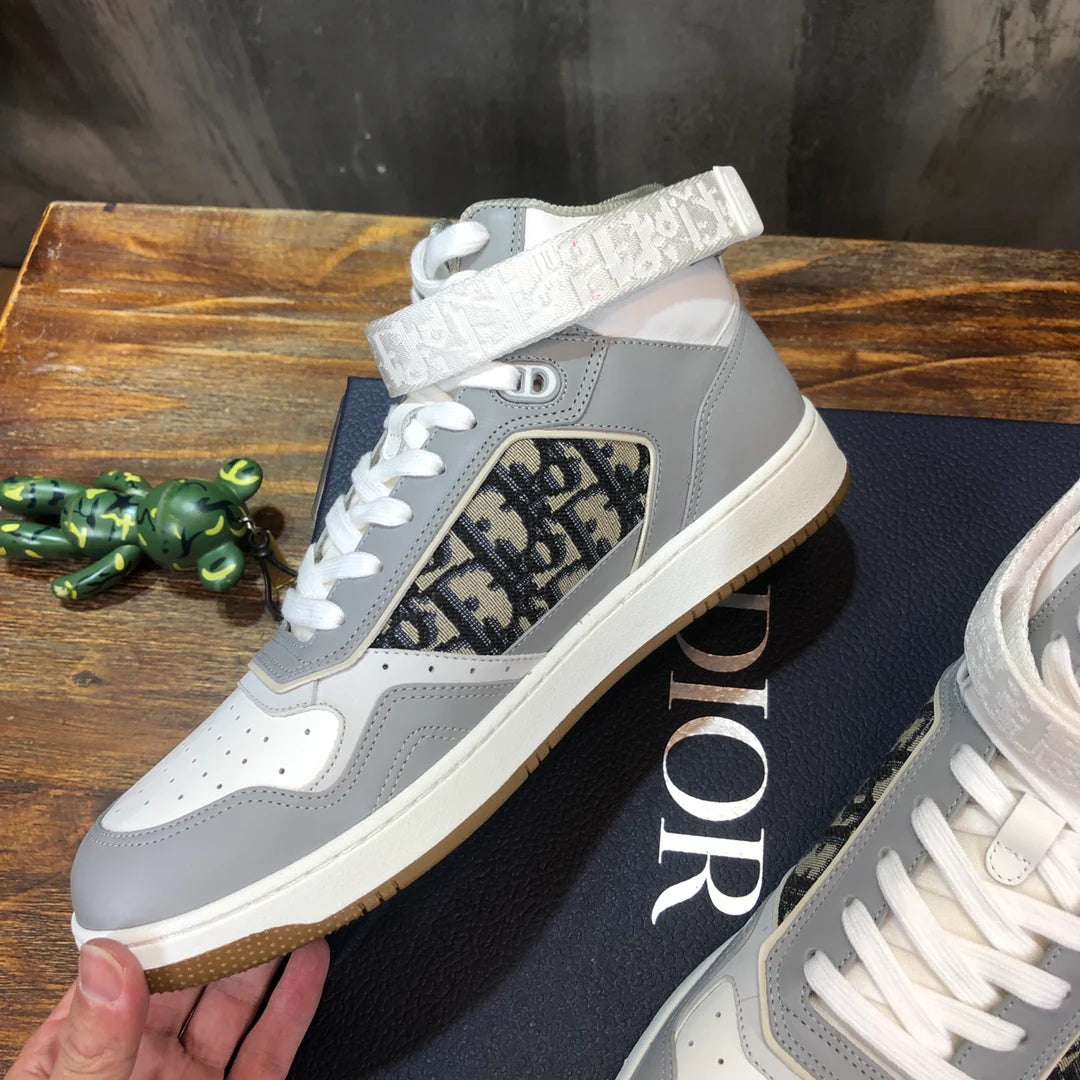 DIOR SNEAKER