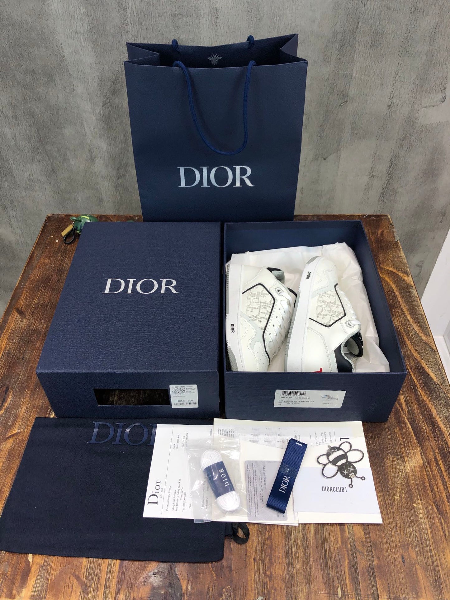 DIOR SNEAKER