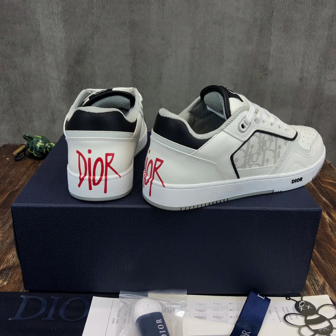 DIOR SNEAKER