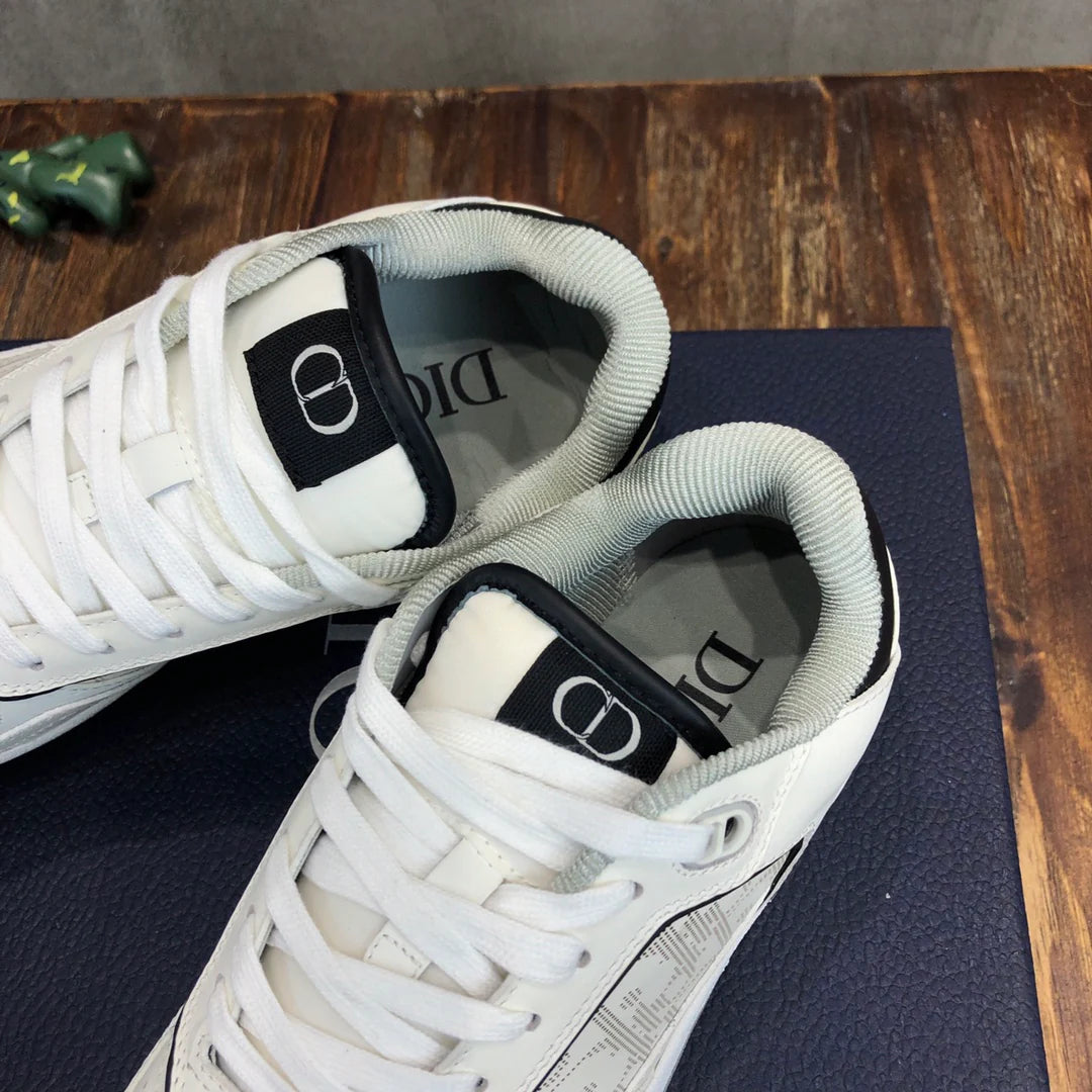 DIOR SNEAKER