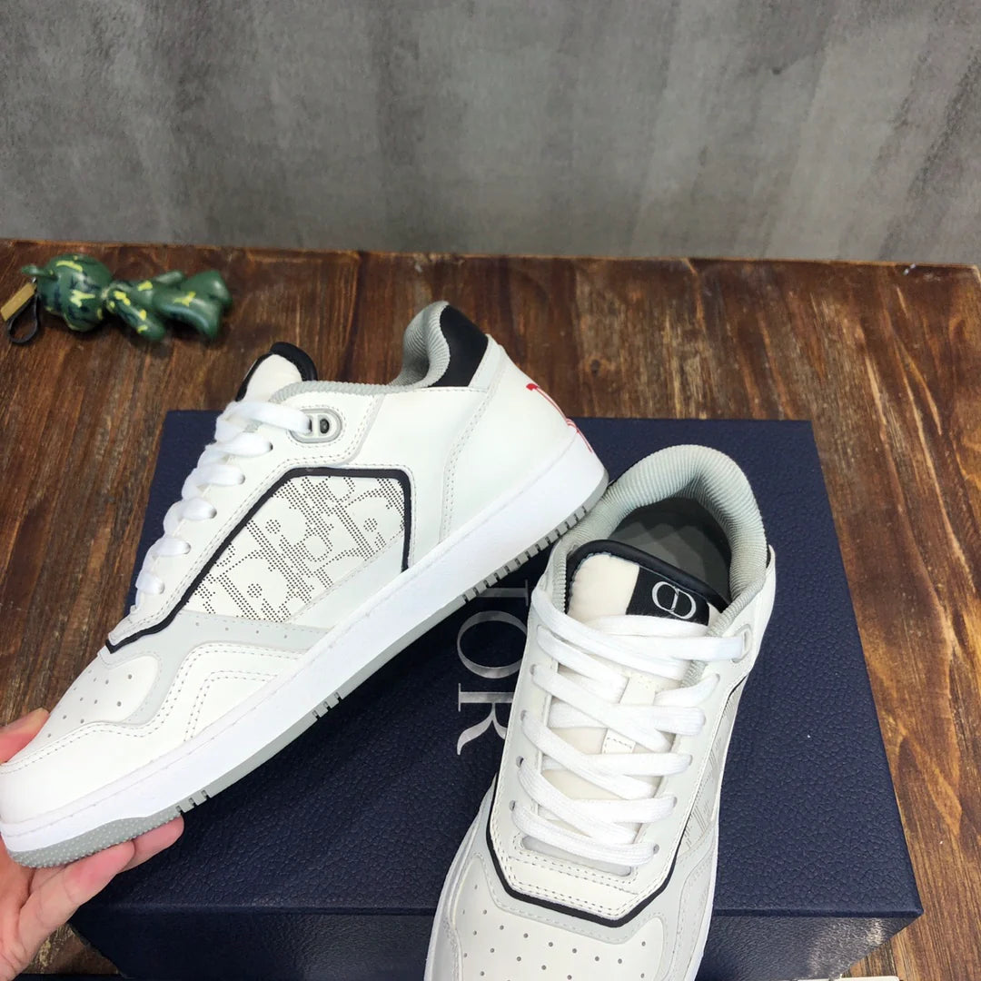 DIOR SNEAKER