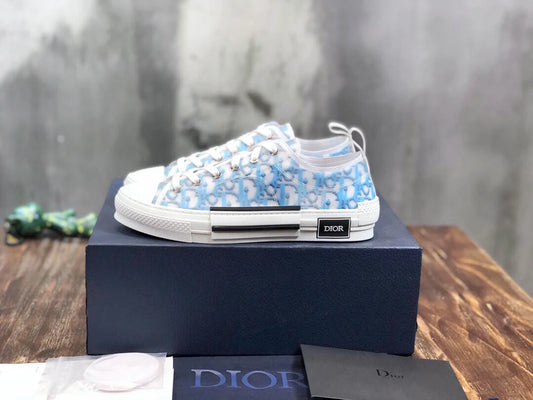 DIOR SNEAKER
