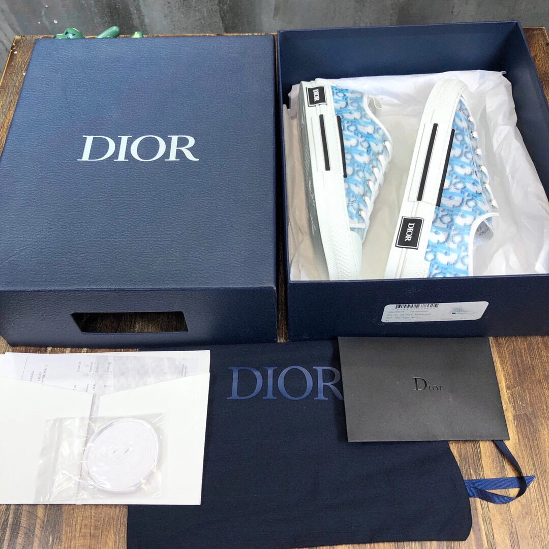 DIOR SNEAKER