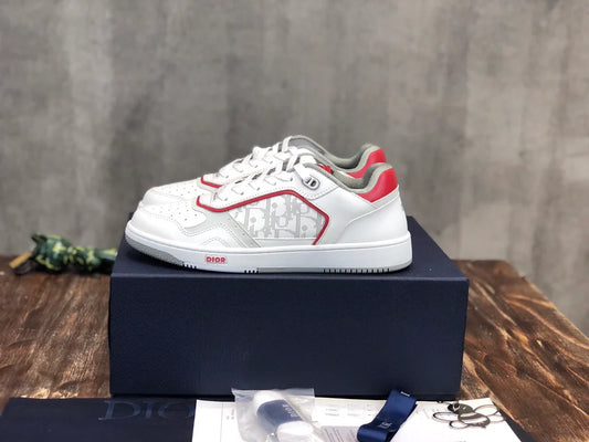 DIOR SNEAKER