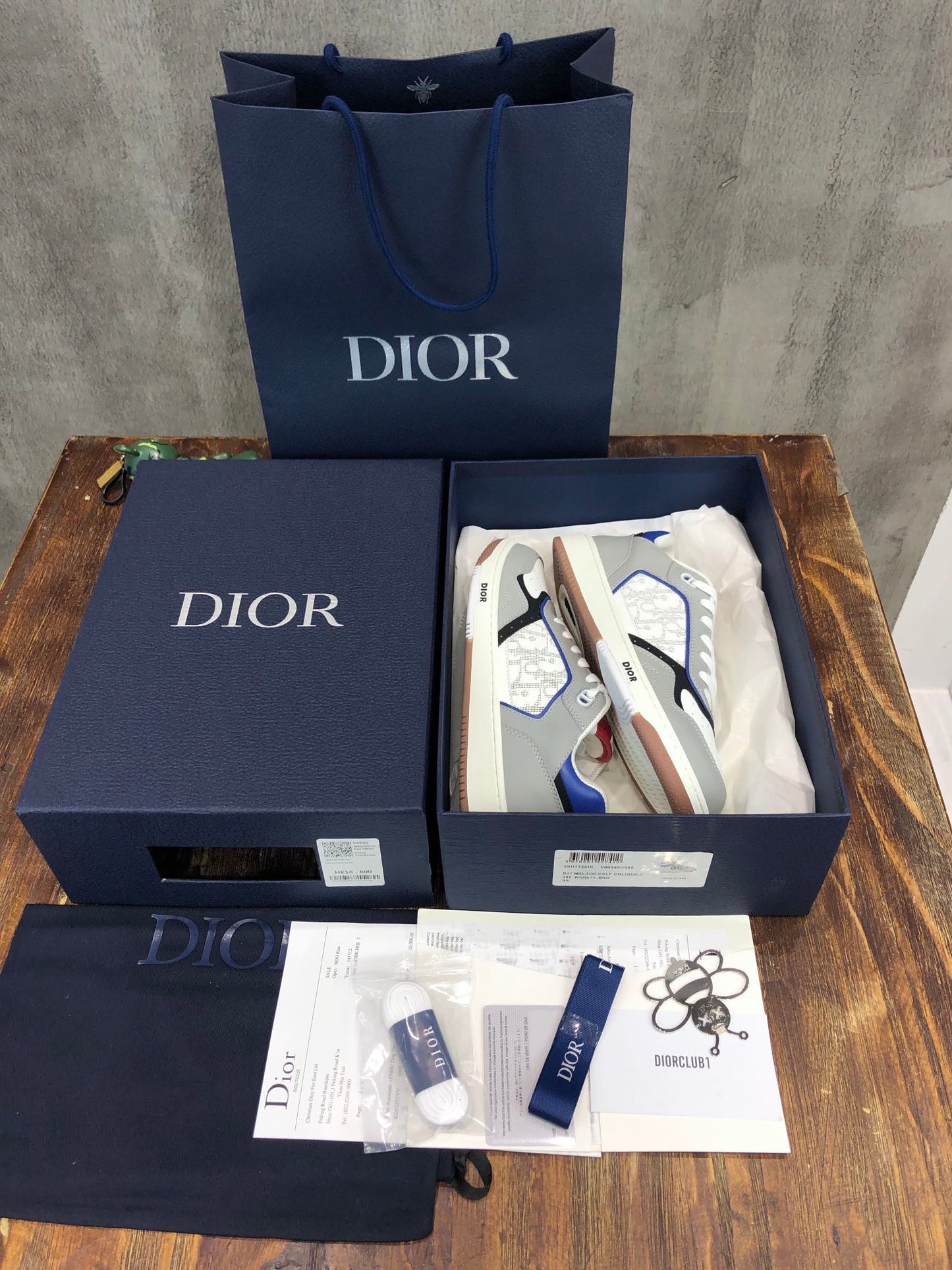 DIOR SNEAKER