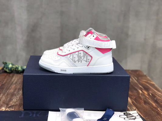 DIOR SNEAKER