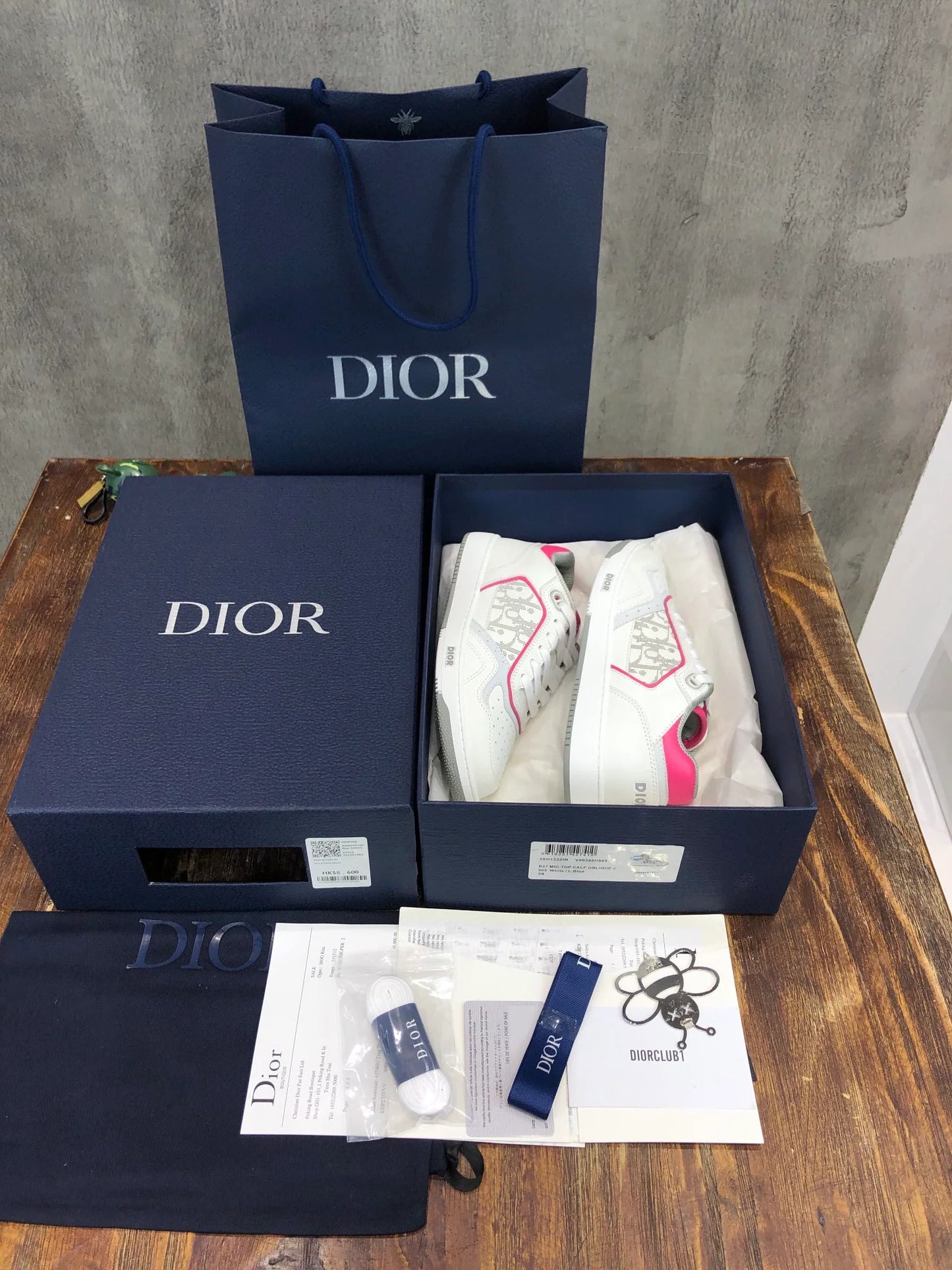 DIOR SNEAKER