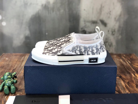 DIOR SNEAKER