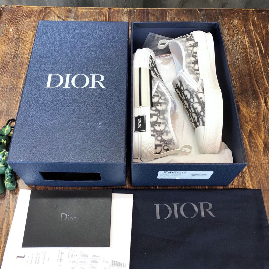 DIOR SNEAKER