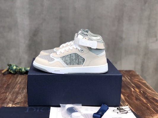 DIOR SNEAKER