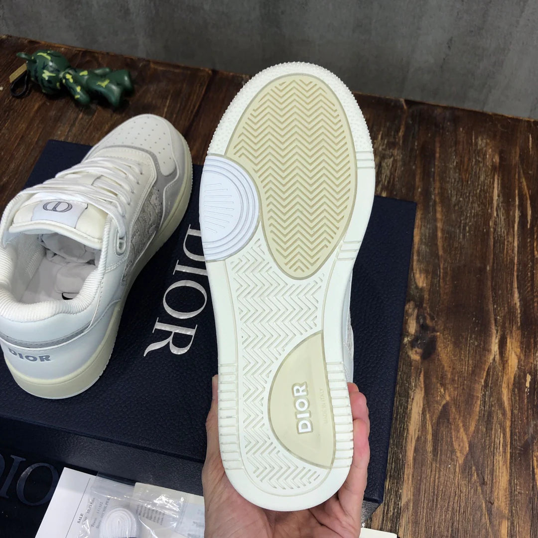 DIOR SNEAKER