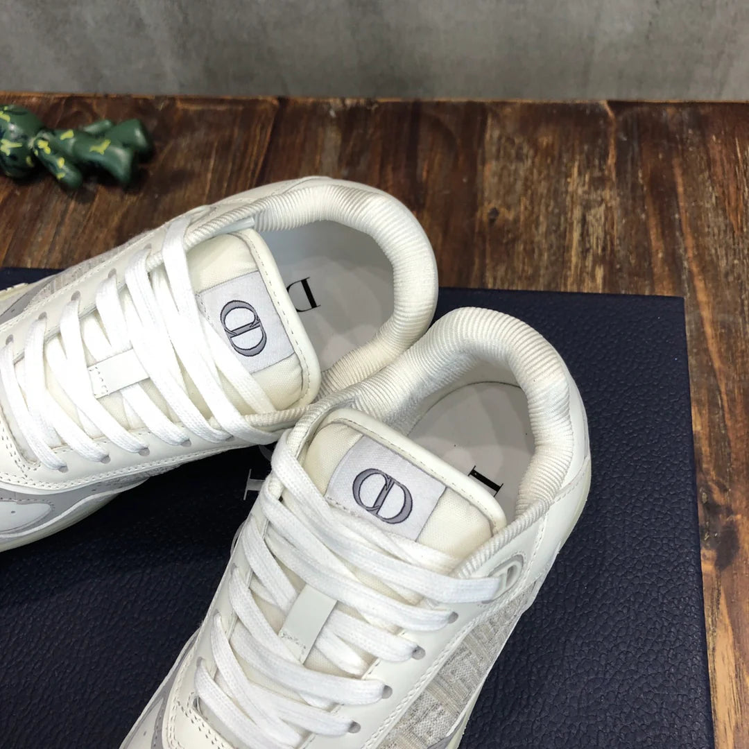 DIOR SNEAKER