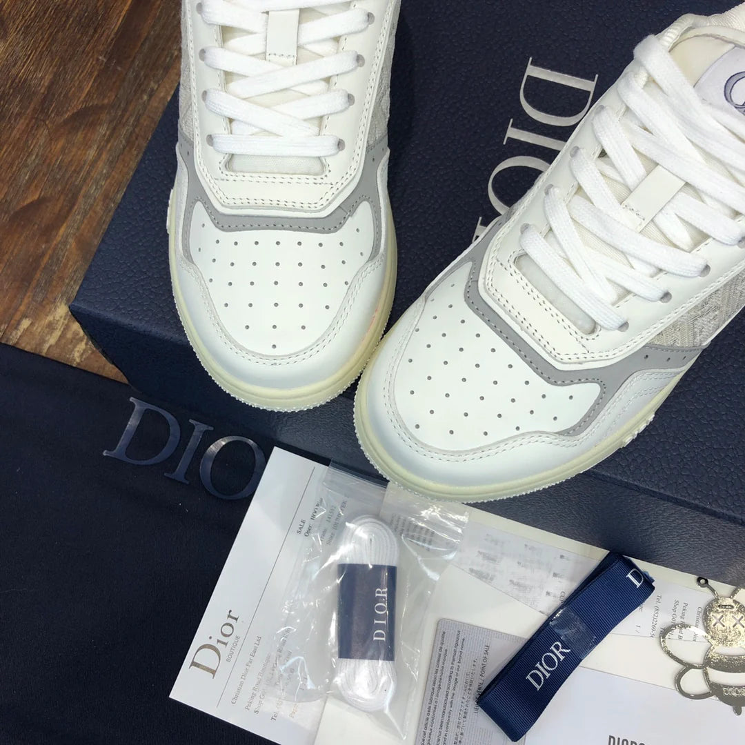 DIOR SNEAKER