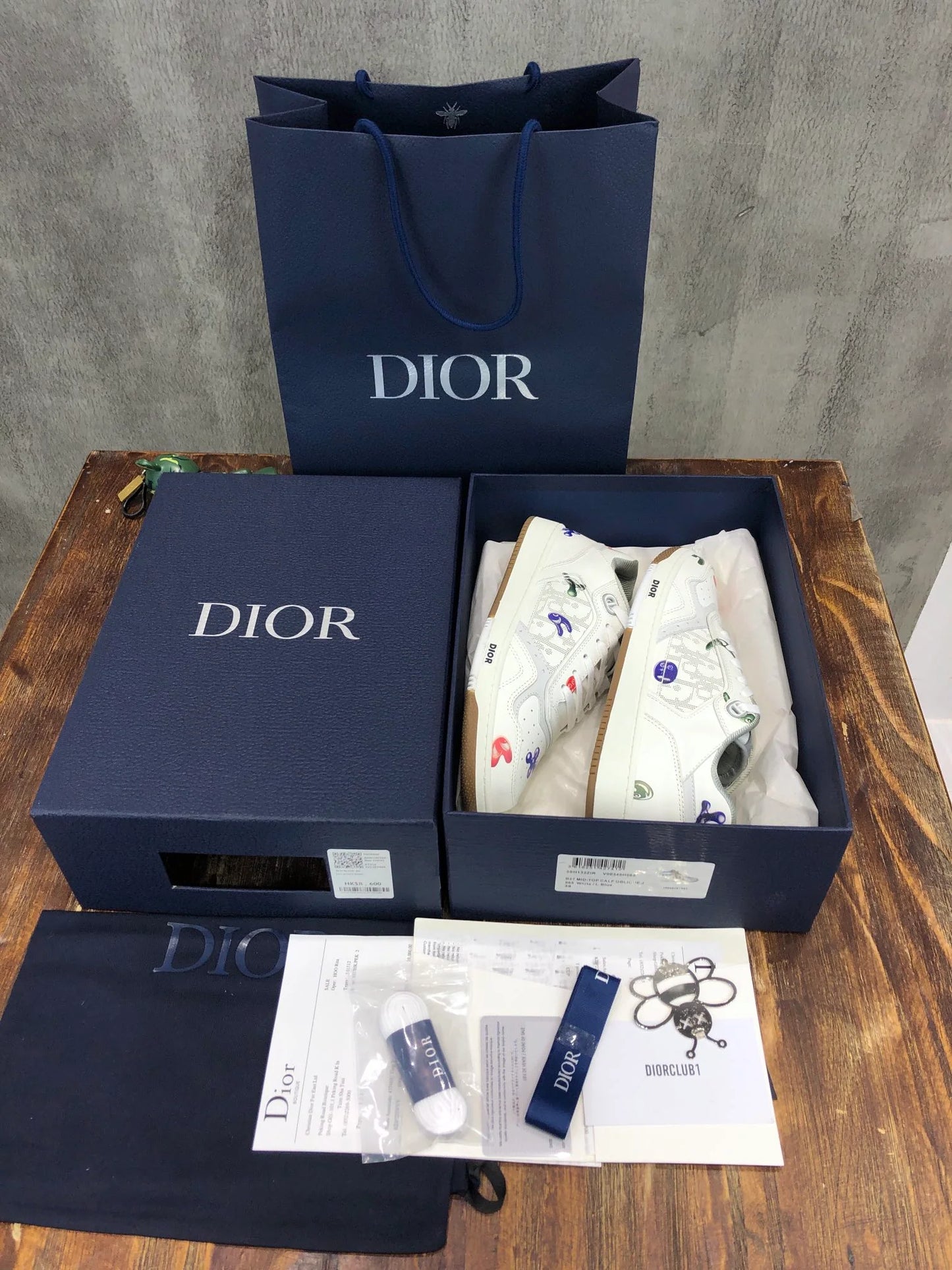 DIOR SNEAKER