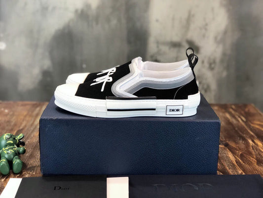 DIOR SNEAKER