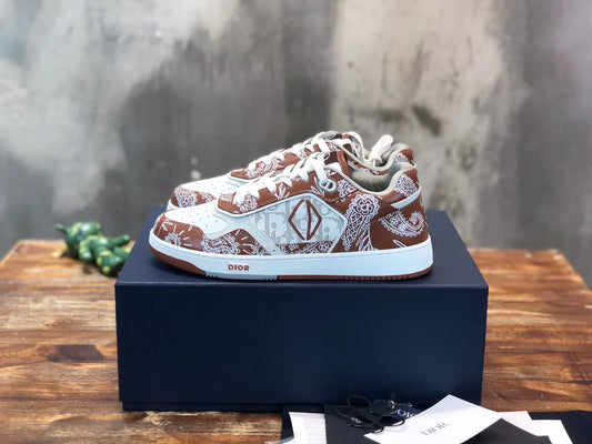 DIOR SNEAKER