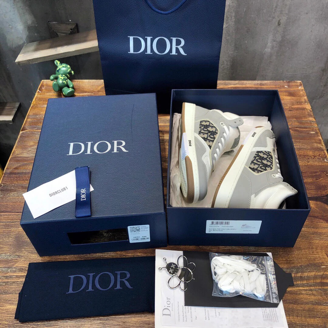 DIOR SNEAKER