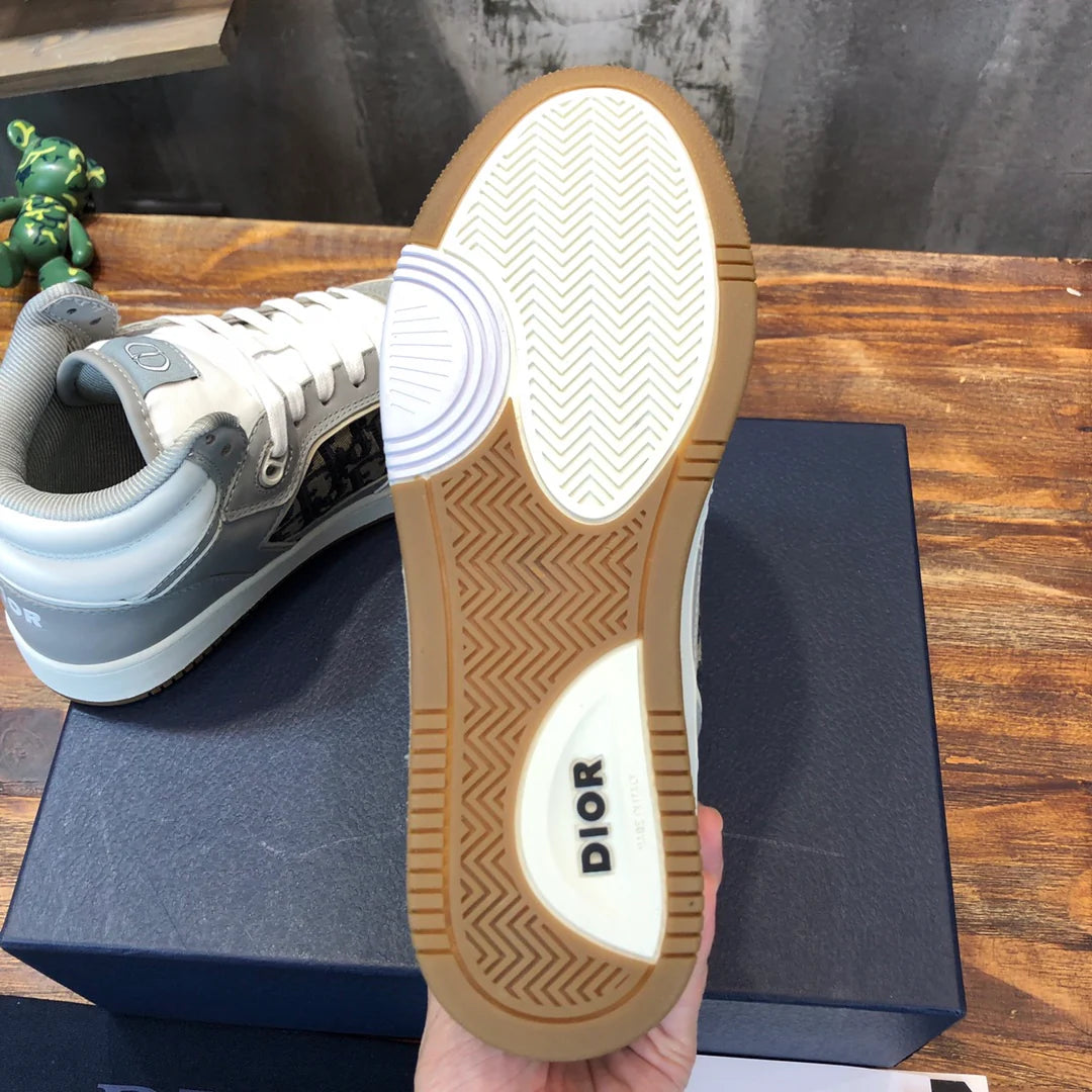 DIOR SNEAKER