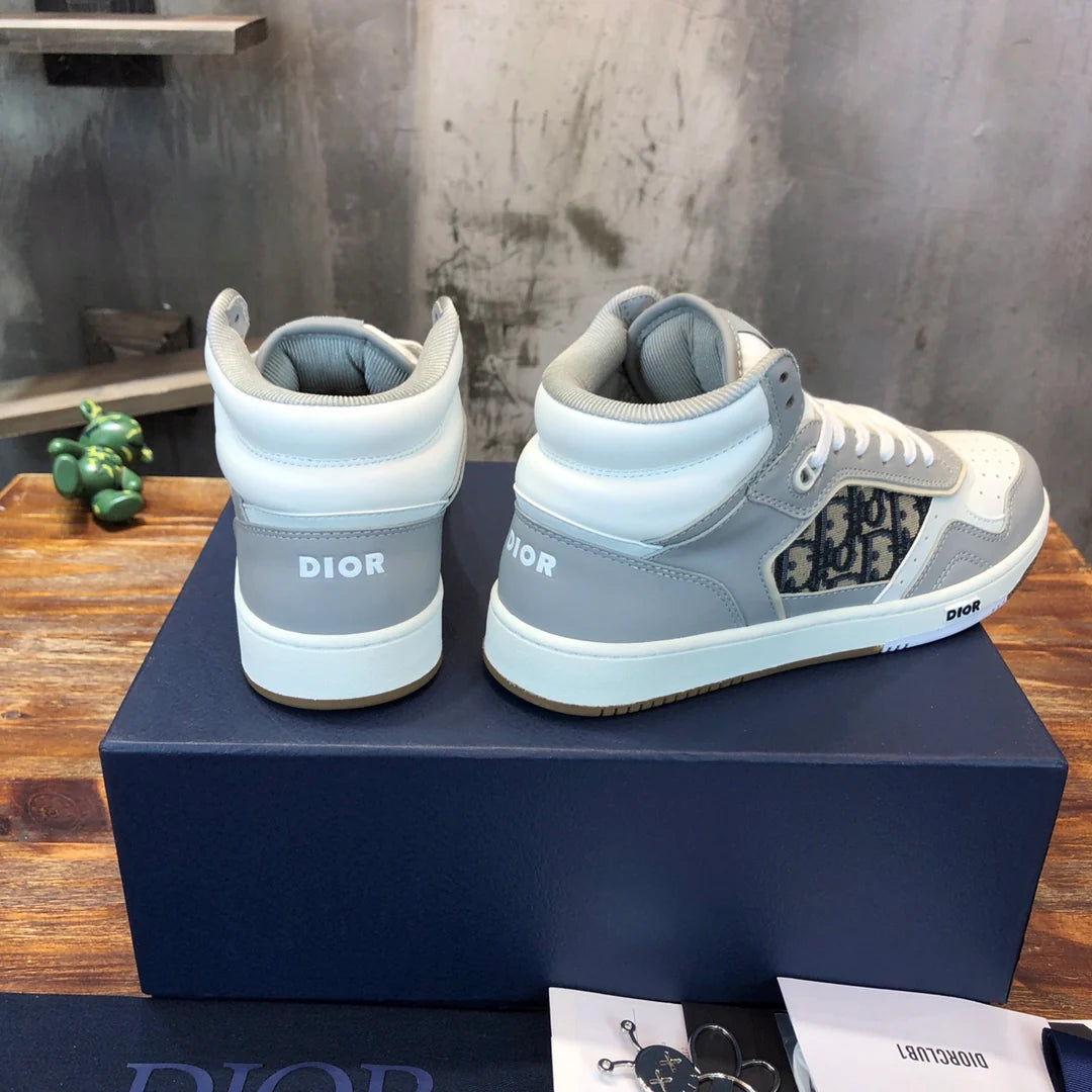 DIOR SNEAKER