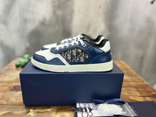 DIOR SNEAKER