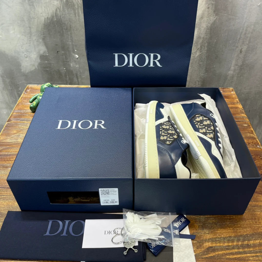 DIOR SNEAKER