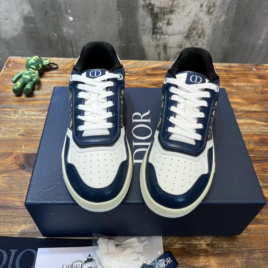 DIOR SNEAKER