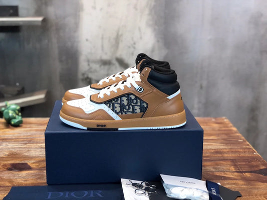 DIOR SNEAKER