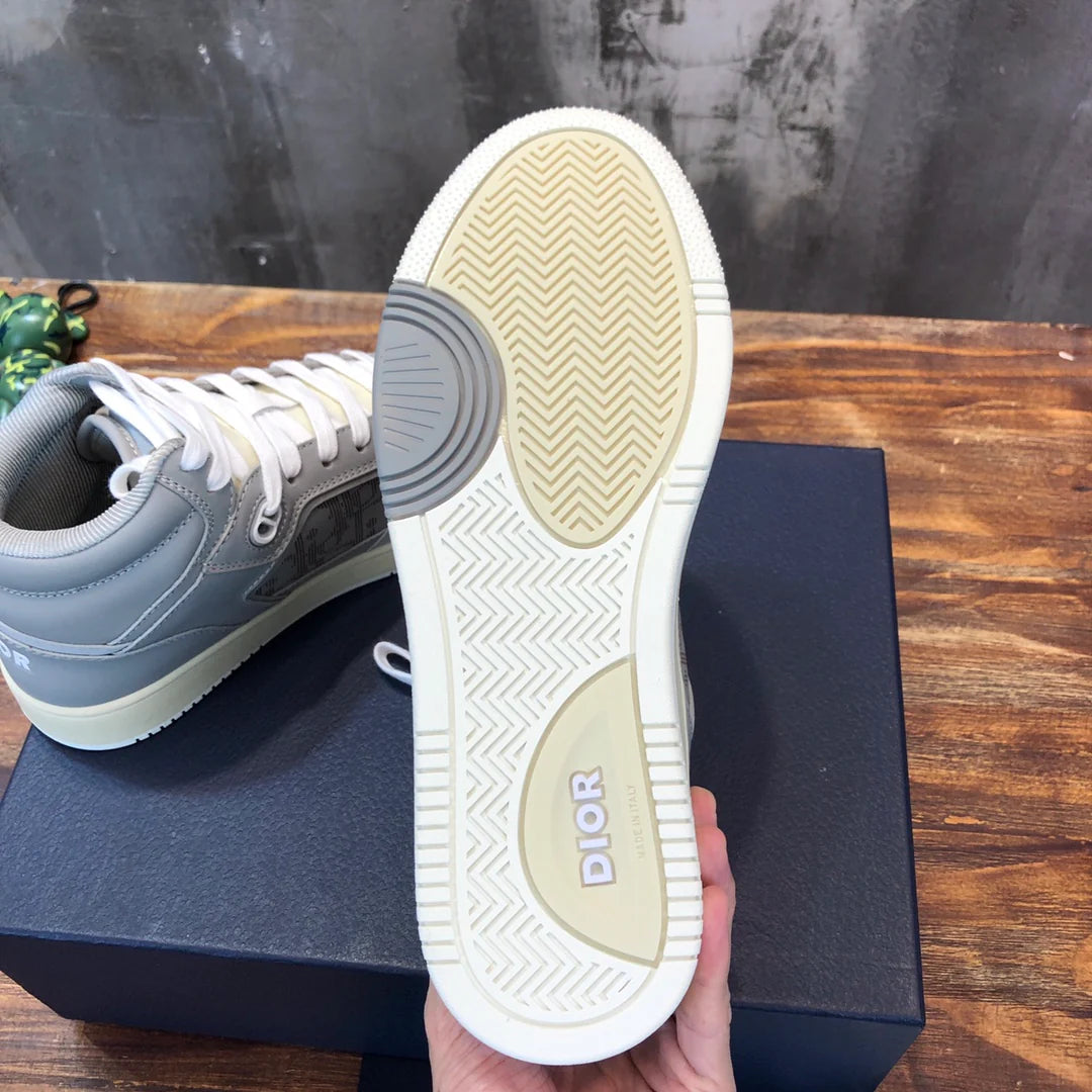 DIOR SNEAKER