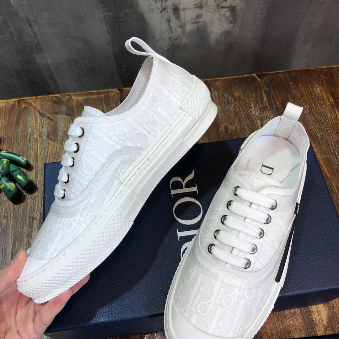 DIOR SNEAKER