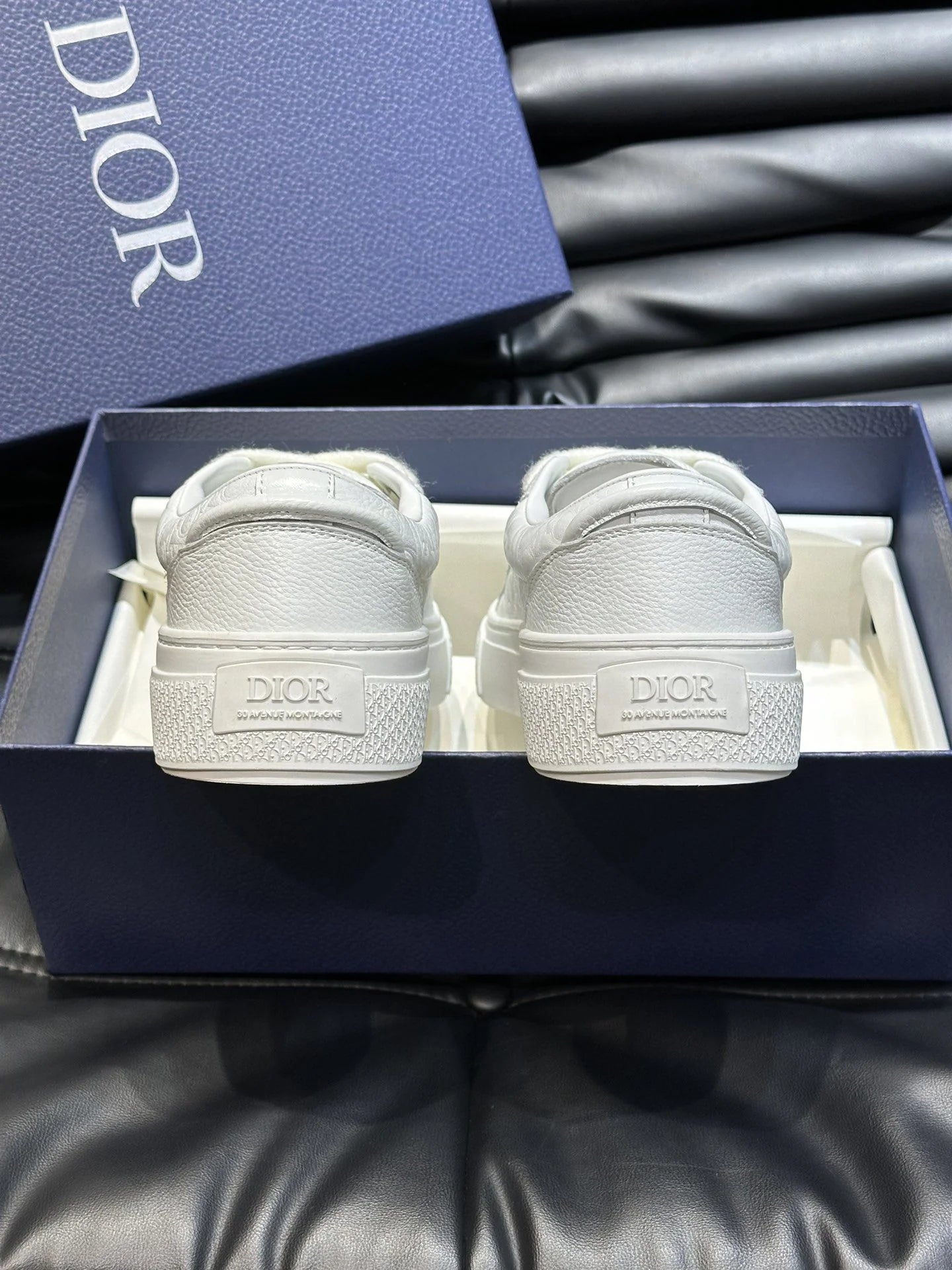 DIOR SNEAKER