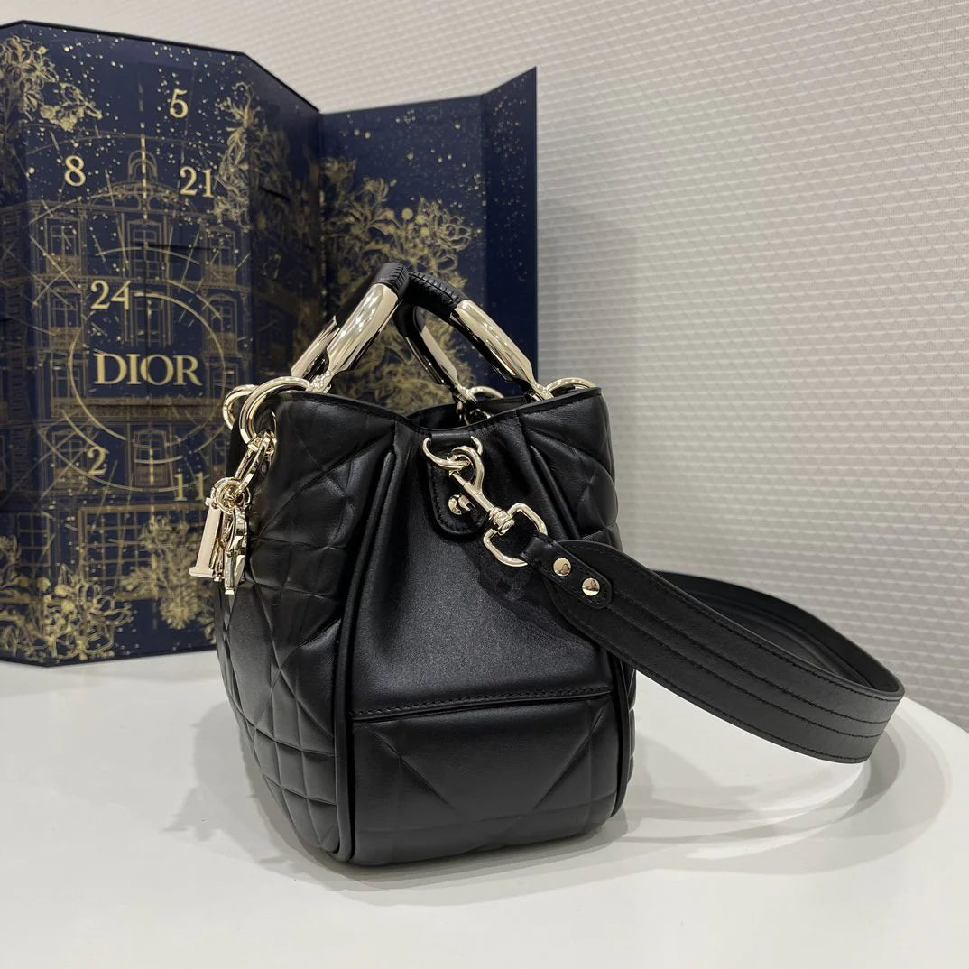 DIOR THE LADY 95 22 BAG