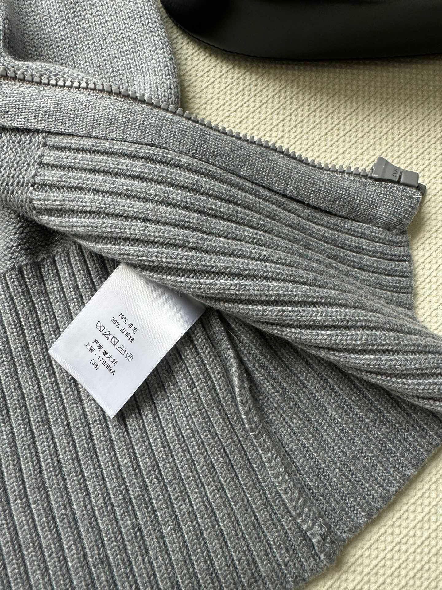 DIOR TOPS