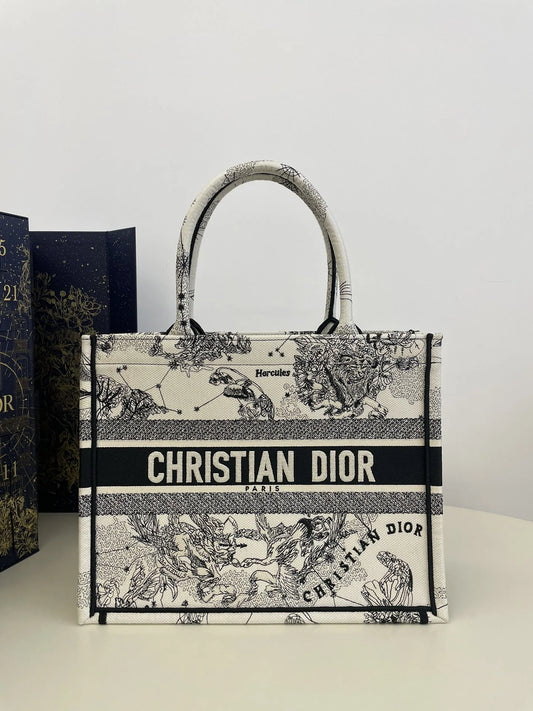 DIOR TOTE BAG