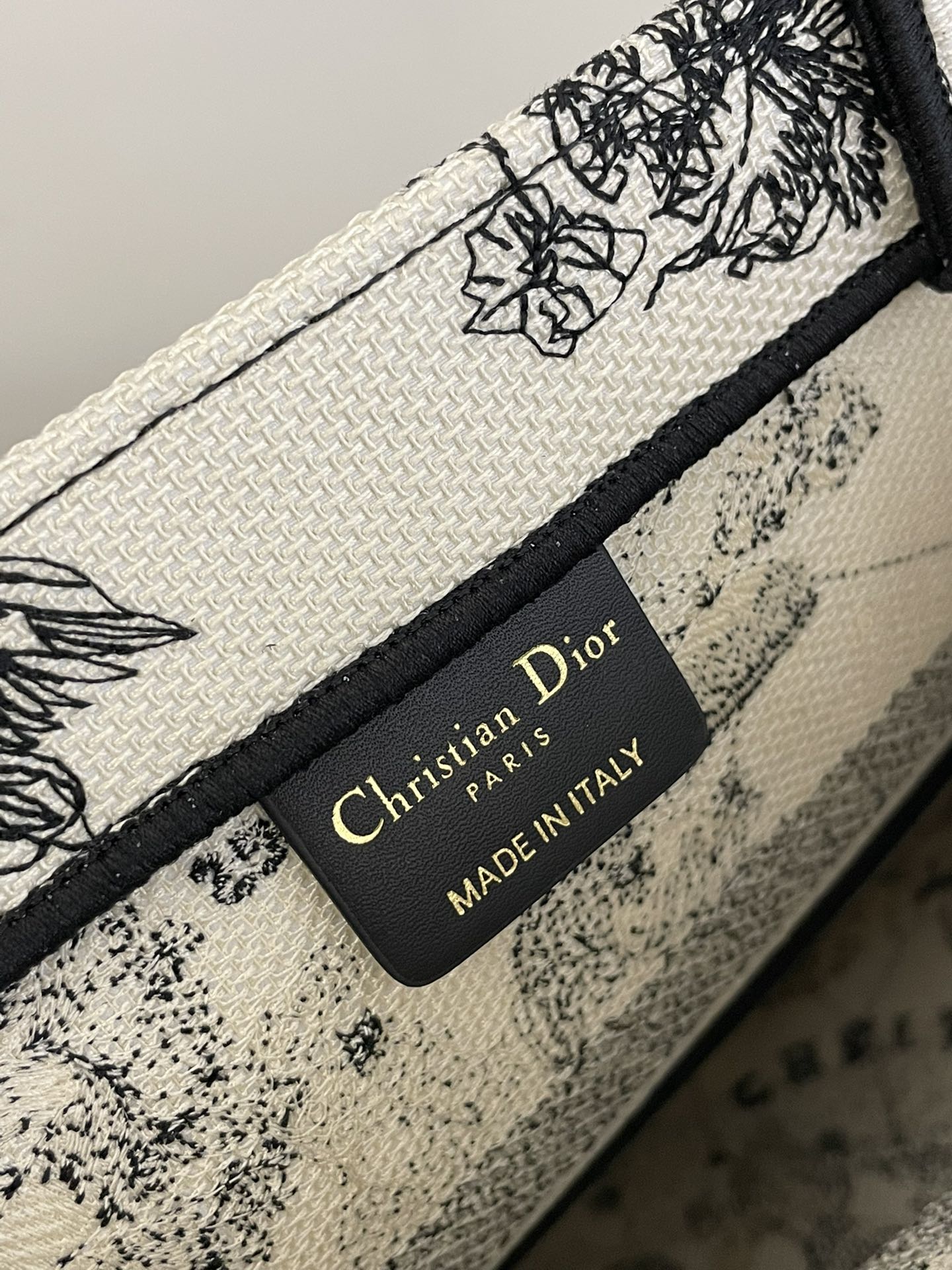 DIOR TOTE BAG