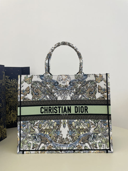 DIOR TOTE BAG