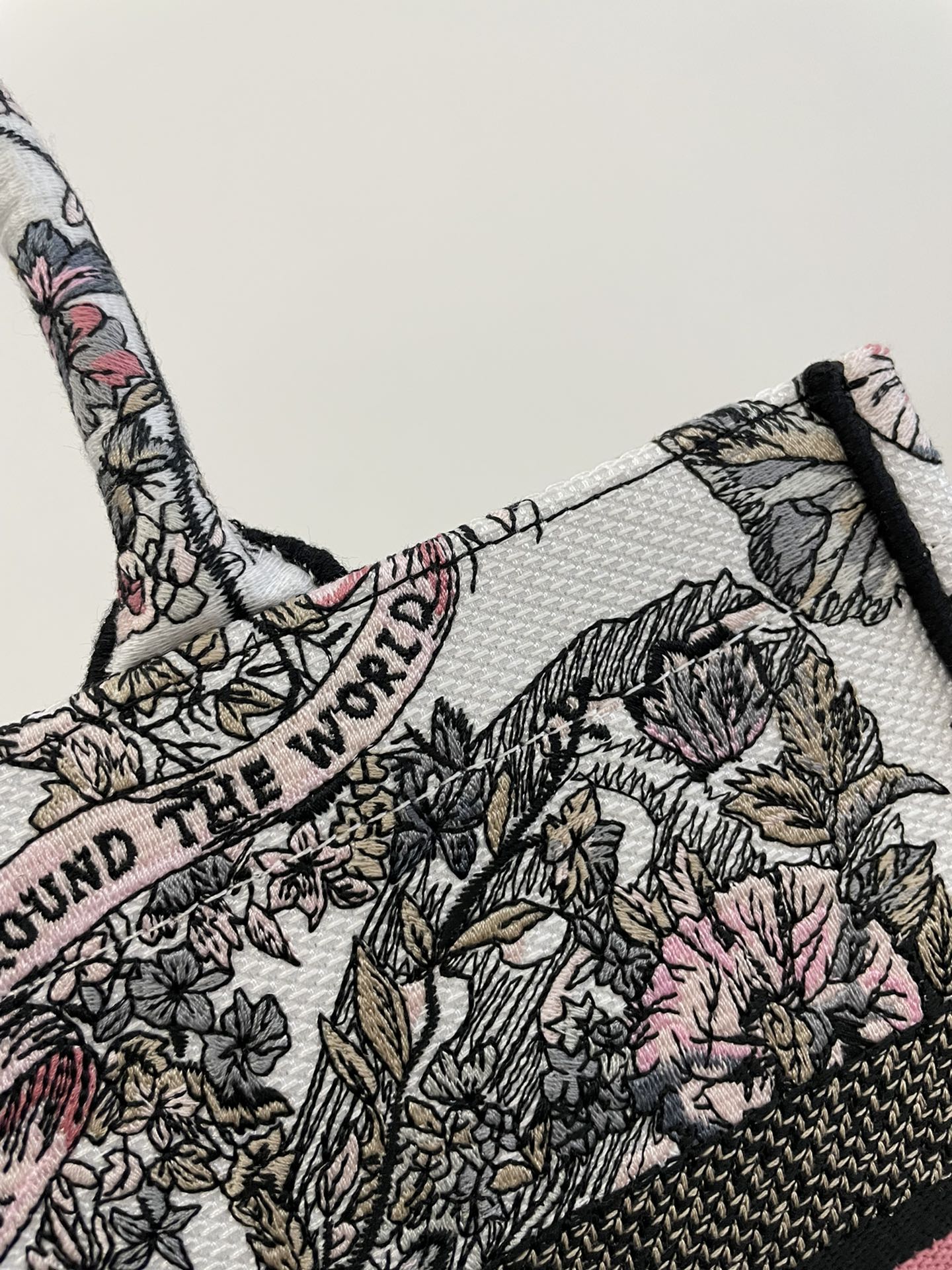 DIOR TOTE BAG