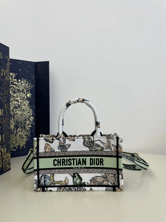 DIOR TOTE BAG