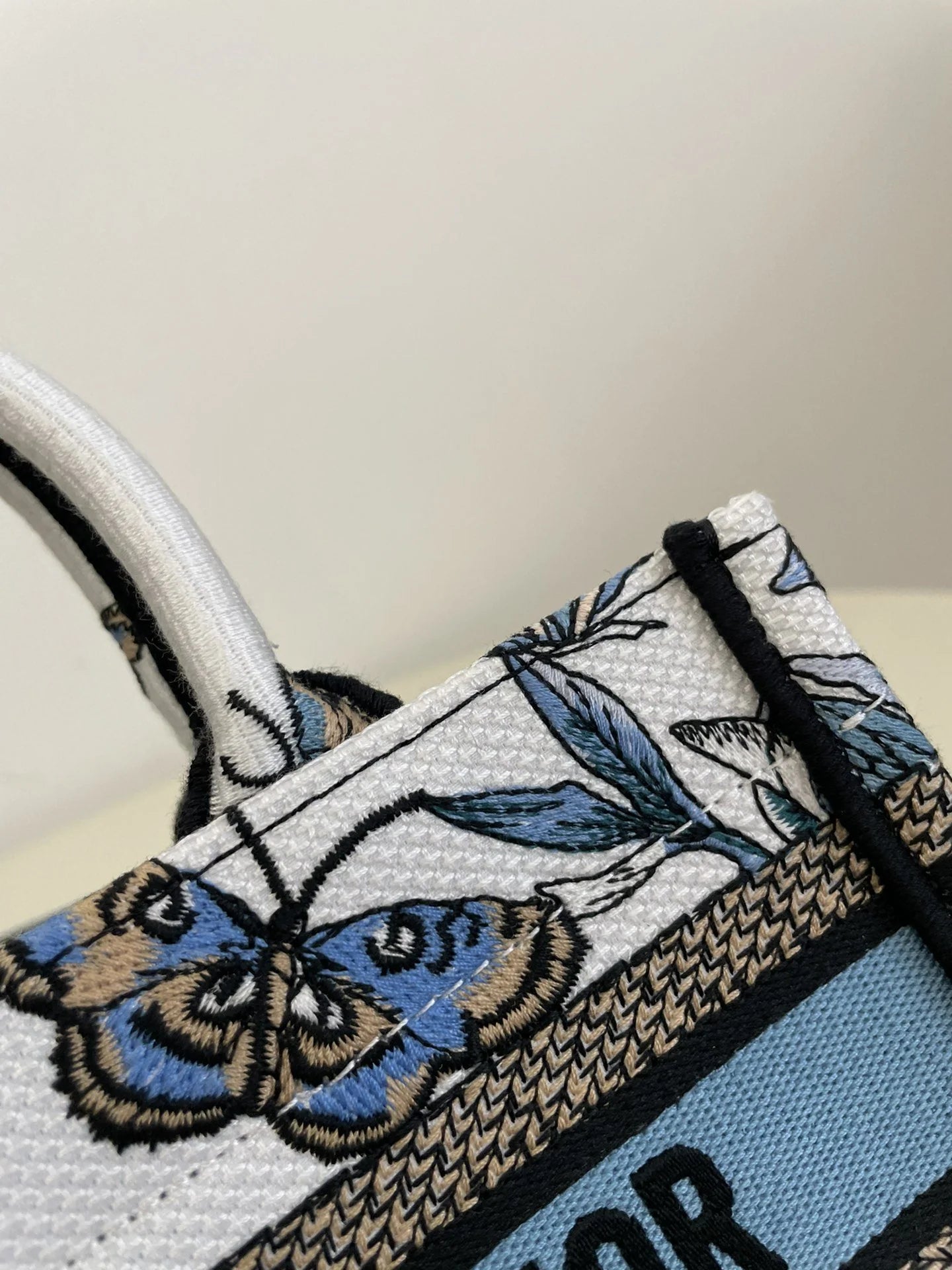DIOR TOTE BAG