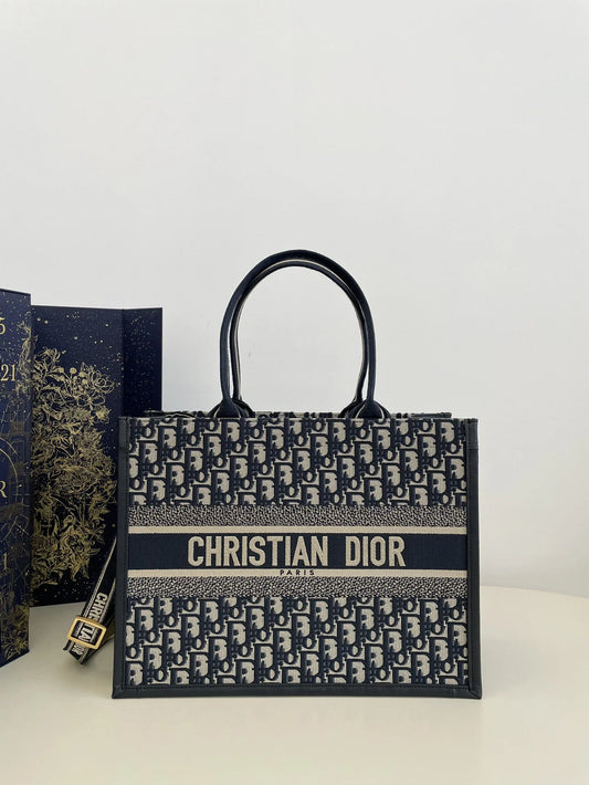 DIOR TOTE BAG