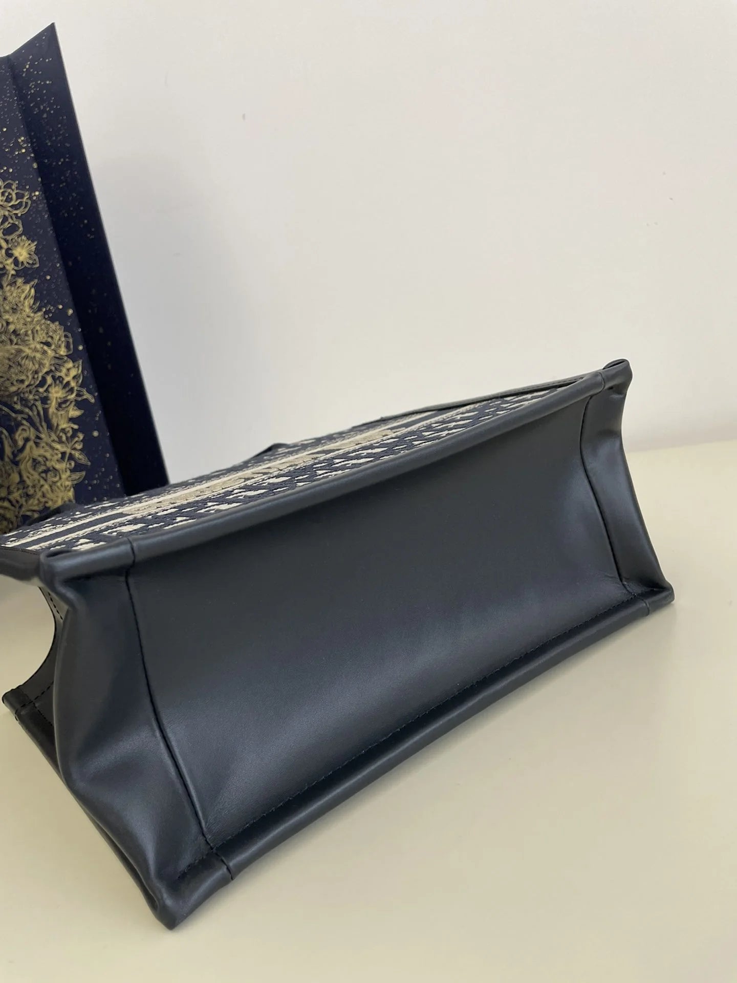 DIOR TOTE BAG