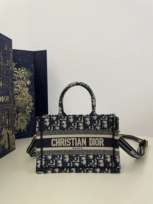 DIOR TOTE BAG