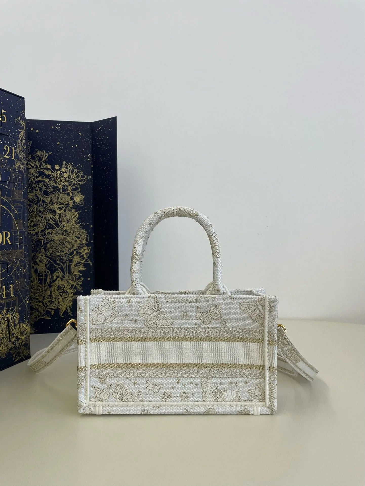 DIOR TOTE BAG