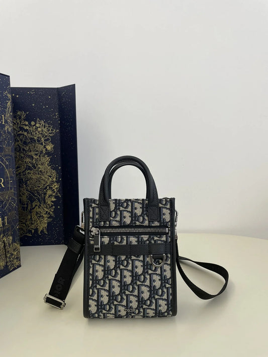 DIOR TOTE BAG